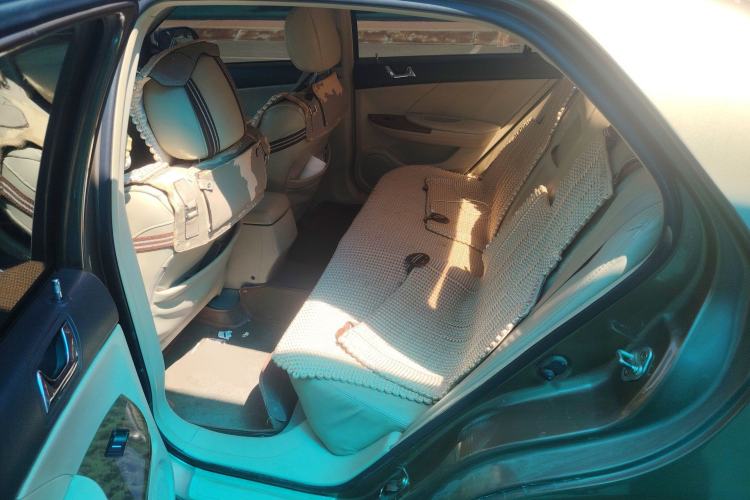 Used BYD G6 2012 1.5TID Automatic Prestige Edition Left Rear Seat