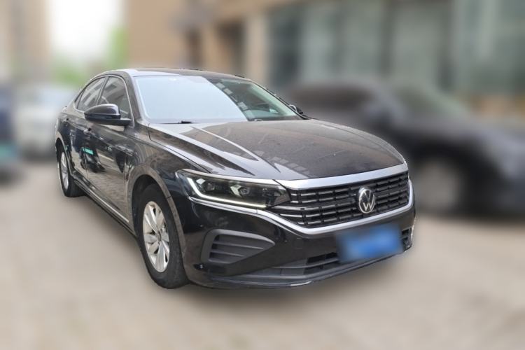 Used Volkswagen Passat 2022 280TSI Business Edition Front Right 45 Deg