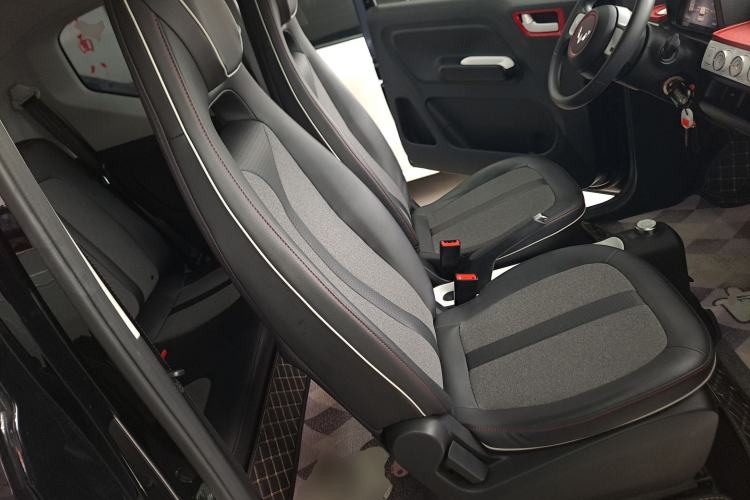 Used Wuling Hongguang MINIEV 2022 GAMEBOY 200km Gaming Edition with Lithium Iron Phosphate Right Front Seat