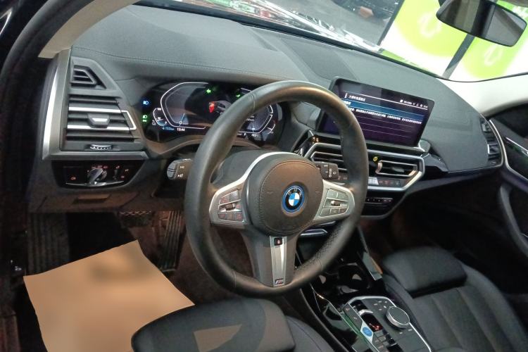 Used BMW iX3 2024 Leading Model
