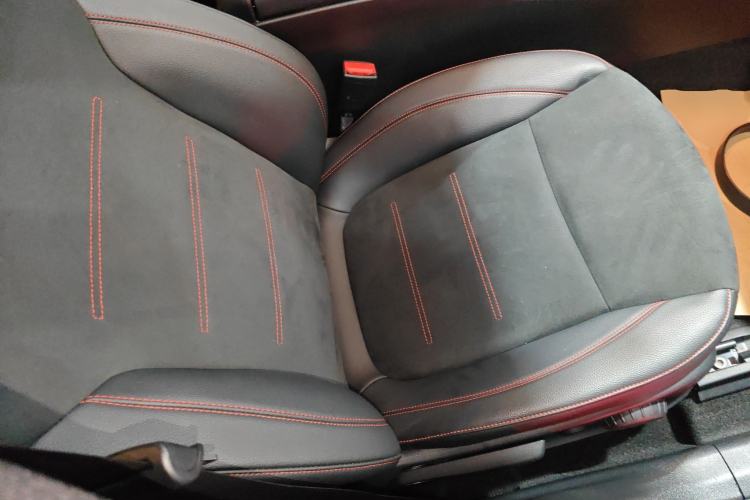 Used Mercedes-Benz CLA 2022 CLA 200 Shooting Brake Right Front Seat