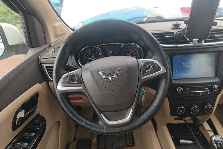 Used Wuling Hongguang 2016 1.5L S1 Deluxe Model China V-standard