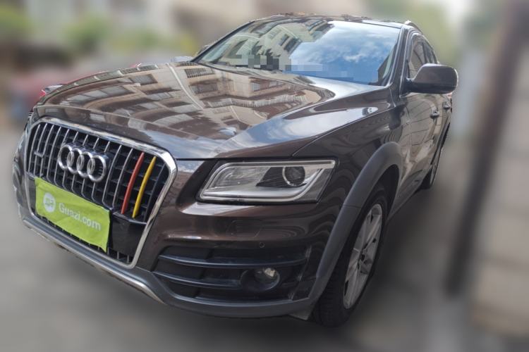 Used Audi Q5 2018 Collector's Edition 40 TFSI Technology Model