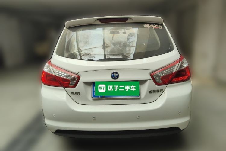 Used Venucia R50 2013 1.6L Manual Fashion Edition