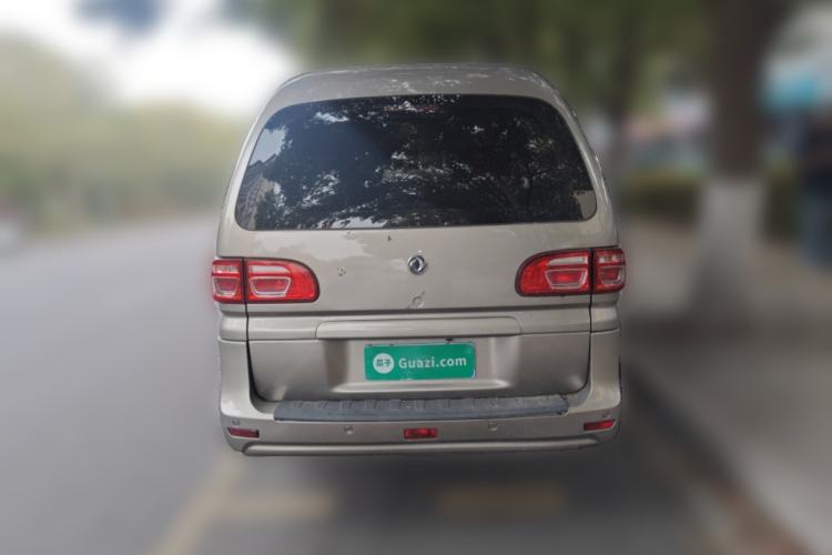 Used FORTHING Lingzhi 2019 Facelifted M5L 1.6L 7-Seater Base Model China VI Standard
