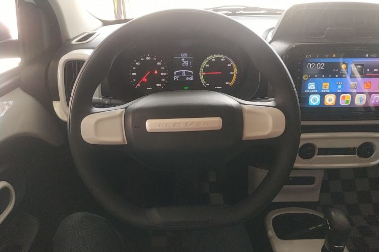 Used Roewe Clever 2022 311km QiQi BoBo Edition
