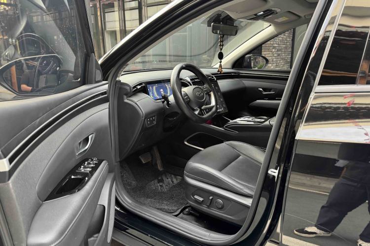 Used Hyundai Tucson 2023 Tucson L 1.5T Automatic Two-Wheel Drive LUX Prestige Edition Interior 3