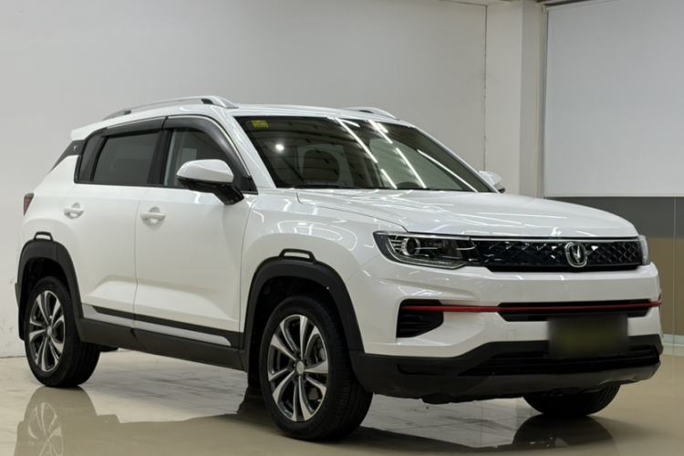 Used CHANGAN CS35PLUS 2021 Honor Million Edition 1.6L CVT Luxury Model Exterior 2