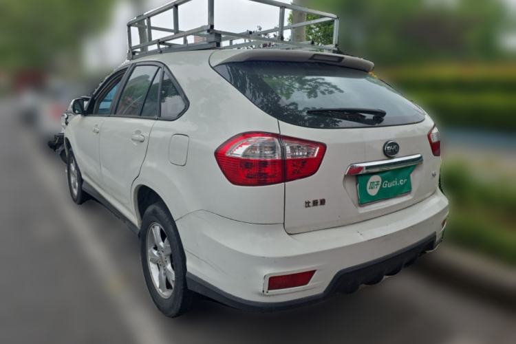 Used BYD S6 2014 2.0L Manual Luxury 5-Seater Rear Left 45 Deg