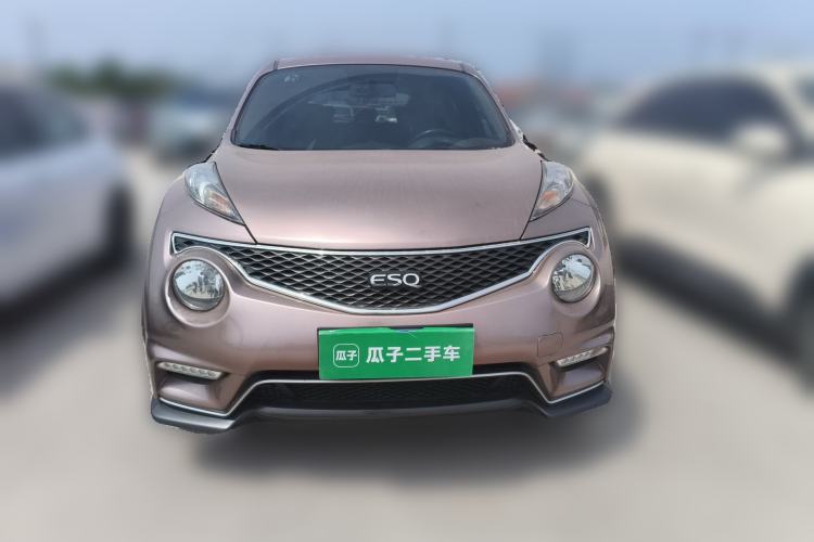 Used Infiniti ESQ 2014 1.6L Spontaneous Edition Front