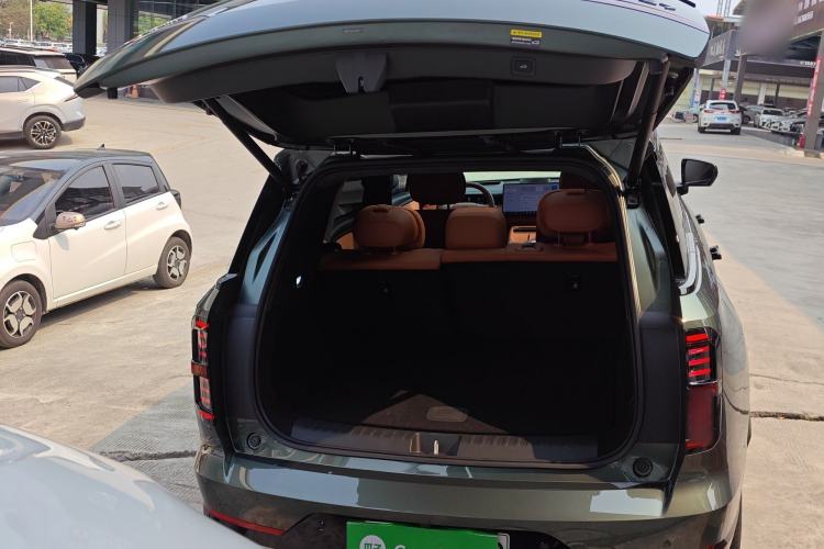 Used GAC Trumpchi Xiangwang S7 2025 180km Ultra All-Wheel Drive LiDAR Edition Trunk