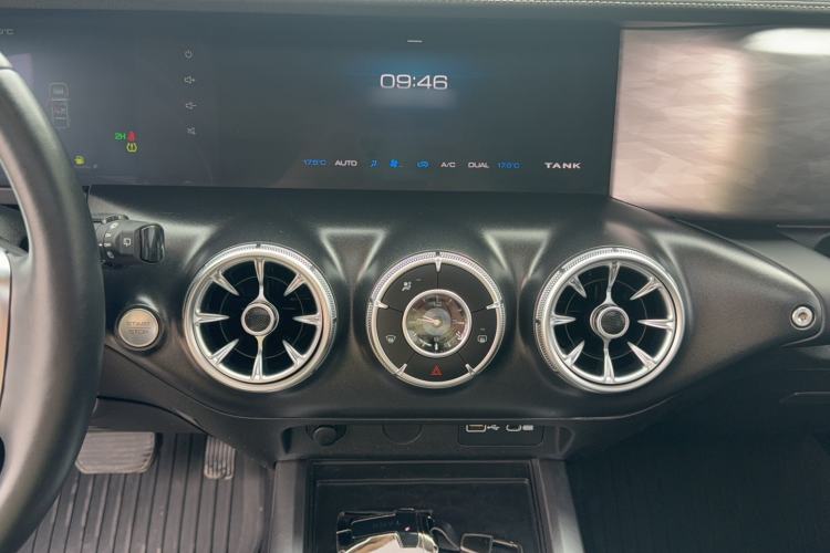 Used Tank 300 2021 Off-Road Edition 2.0T Conqueror Audio And AC Panel