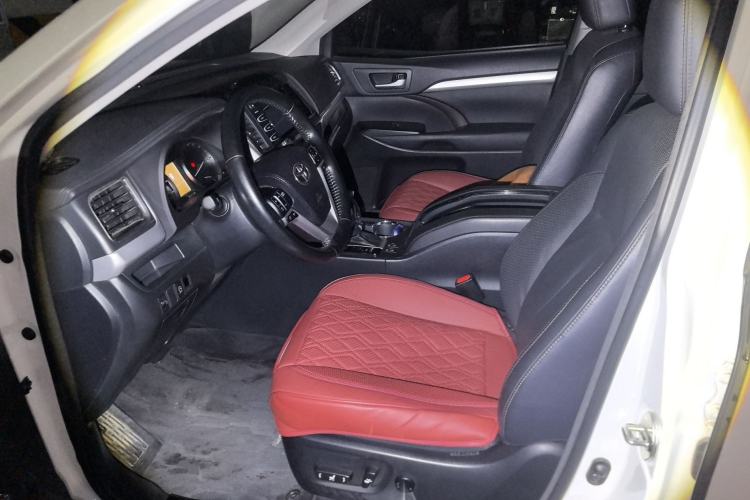 Used Toyota Highlander 2017 2.0T Four-Wheel Drive Luxury Edition 7 Seats