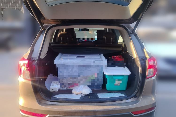 Used Buick Envision 2016 28T Four-Wheel Drive Luxury Model Trunk