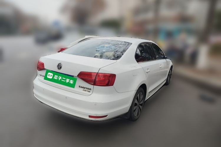 Used Volkswagen Sagitar 2015 230TSI Automatic Luxury Model