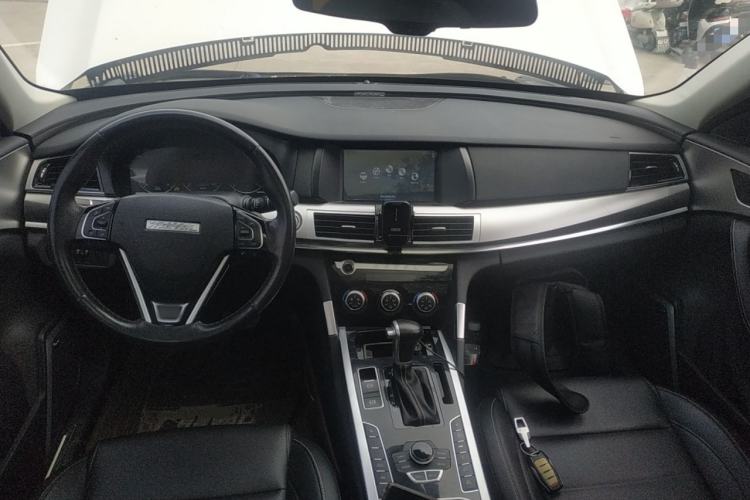 Used Haval H7 2018 Blue-Label H7 2.0T Automatic Enjoyment Model Center Console