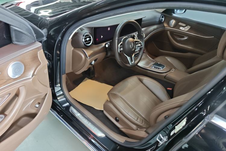 Used Mercedes-Benz E-Class 2019 Restyled E 300 L Luxury Edition
