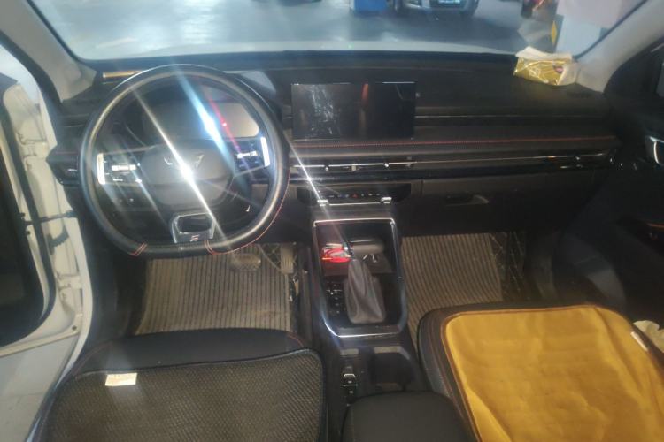 Used Wuling Alvez 2022 1.5T CVT Trendy & Cool Edition