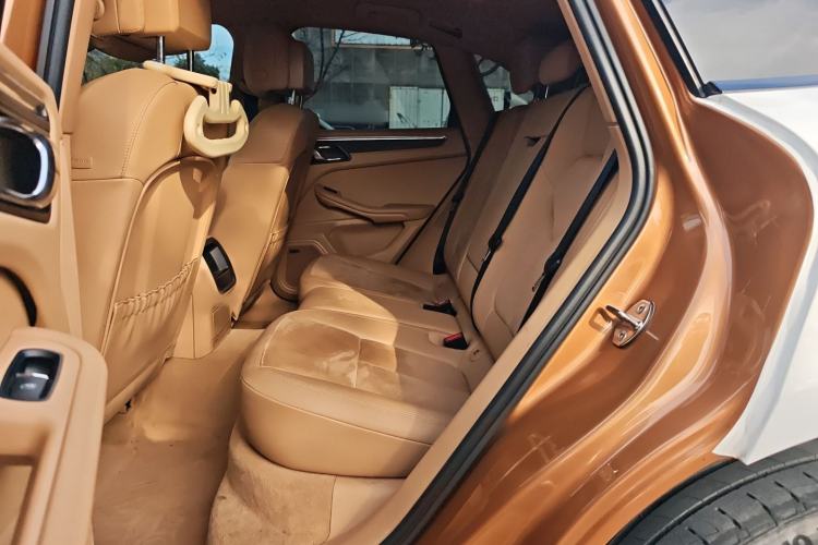 Used Porsche Macan 2014 Macan 2.0T Interior 4