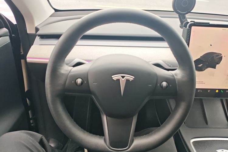 Used Tesla Model Y 2024 Rear-Wheel-Drive Version
