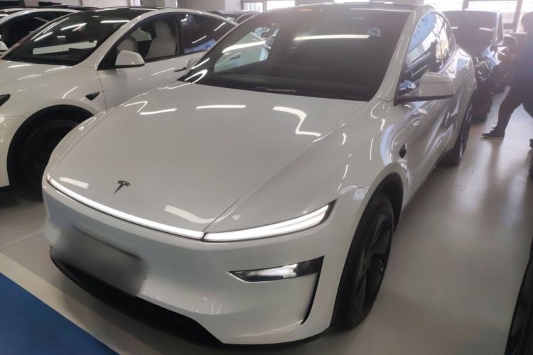 Used Tesla Model Y 2025 Rear-Wheel-Drive Version