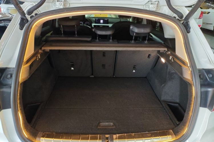 Used BMW X1 2019 sDrive20Li Leading Model
