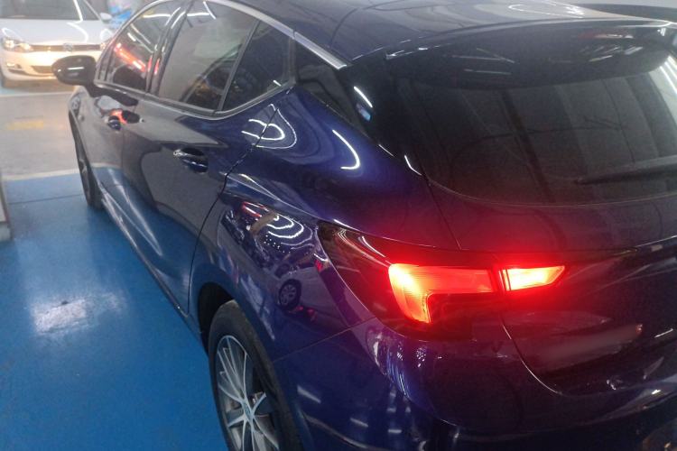 Used Buick Verano 2018 Hatchback GS 20T Dual-Clutch Progressive Model