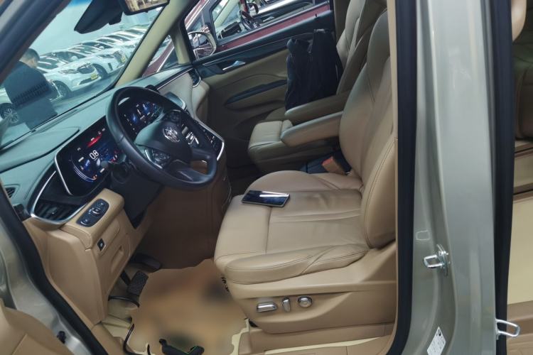 Used Buick GL8 2021 ES Landtrek 653T Luxury Model
