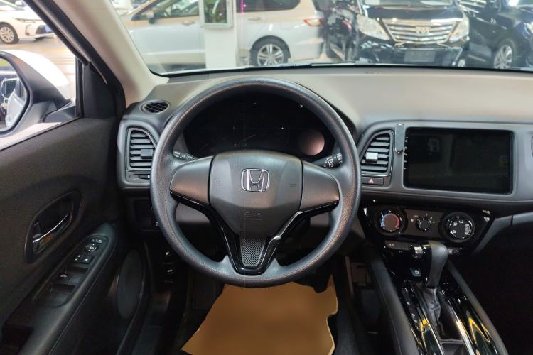 Used Honda Vezel 2020 1.5L CVT Elite Edition Steering Wheel