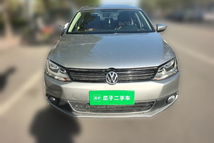 Used Volkswagen Sagitar 2014 1.6L Automatic Comfort Model Front