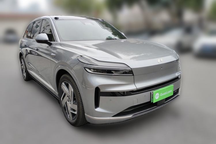 Used ONVO Luxeed L90 2025 Model—Ultra Six-Seater Version