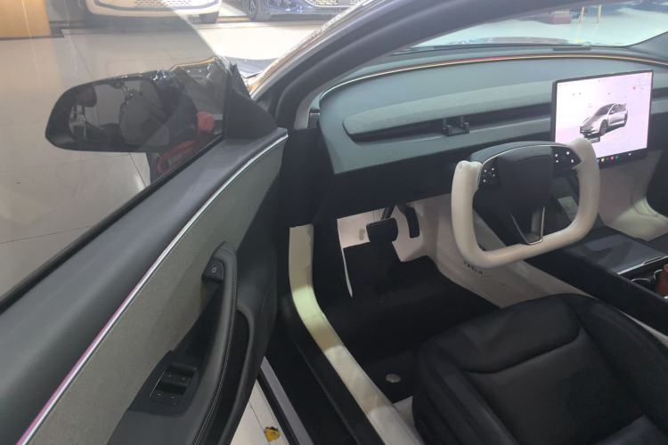 Used Tesla Model 3 2023 Rear-Wheel-Drive Version