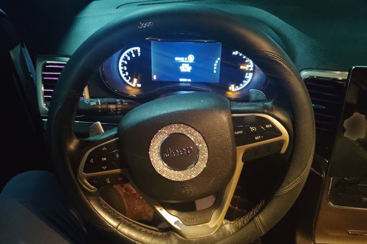 Used Jeep Grand Cherokee (Import) 2014 3.6L Elite Navigation Edition
