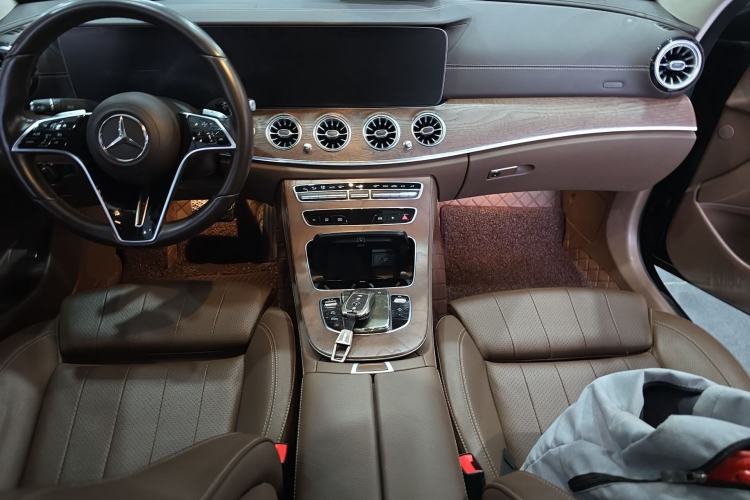 Used Mercedes-Benz E-Class 2023 Facelift E 260 L