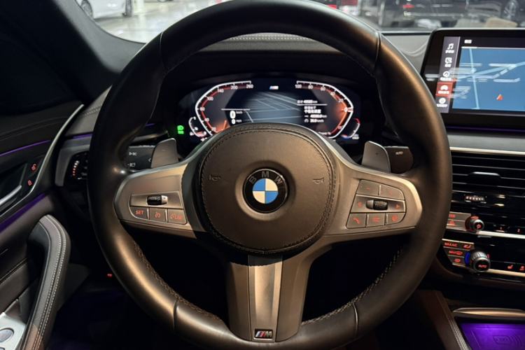 Used BMW 5 Series 2023 530Li Leading Model M Sport Package Steering Wheel