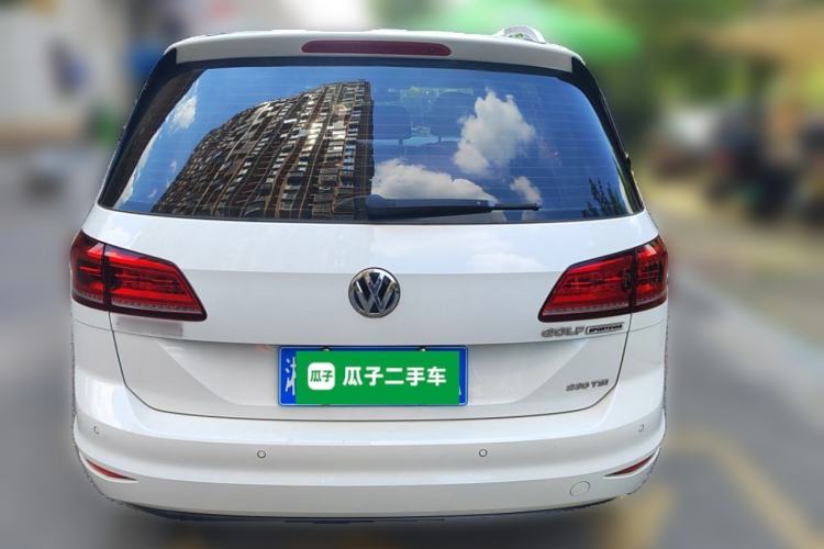 Used Volkswagen Golf Sportsvan 2016 230TSI Automatic Luxury Version
