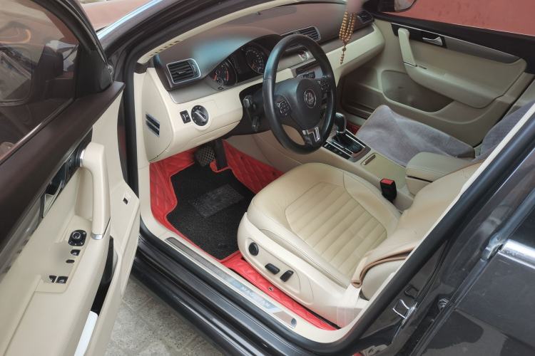 Used Volkswagen Magotan 2013 1.8TSI Luxury Model Driver Seat