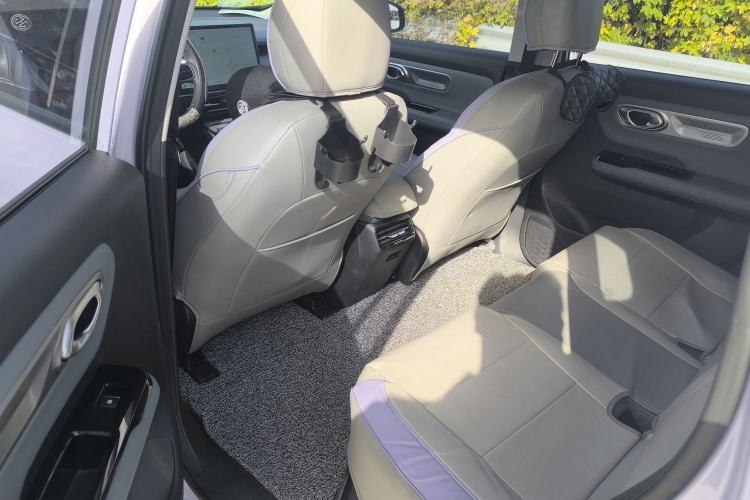 Used AION Y 2023 Plus 510 Smart Edition