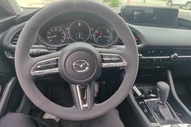 Used Mazda 3 Axela 2023 2.0L Automatic ZhiZhen Edition
