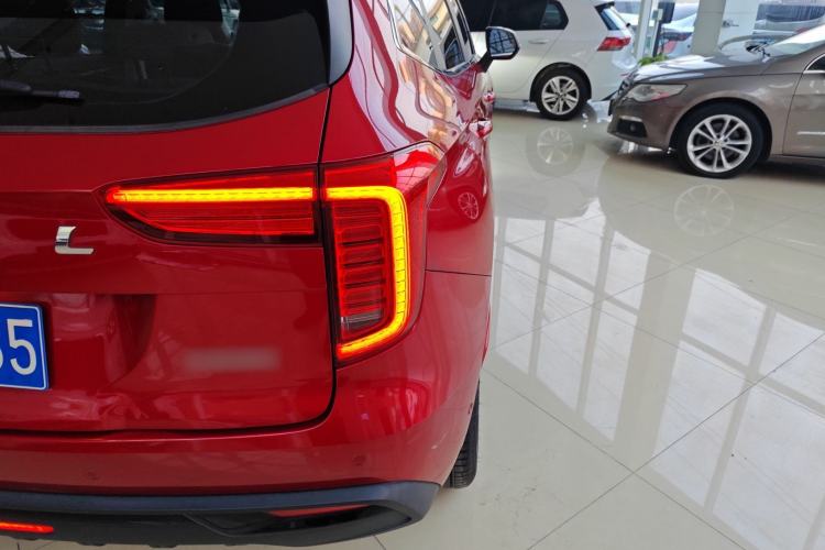 Used Haval JOLION 2021 1.5T Automatic Four-Door Version Right Rear Taillight