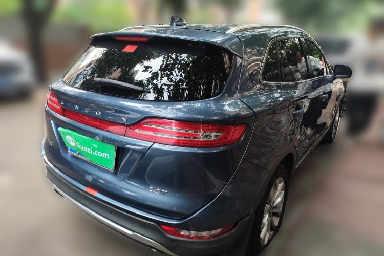 Used Lincoln MKC 2017 2.0T Two-Wheel-Drive Luxury Edition
