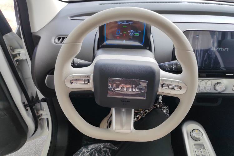 Used CHANGAN NEVO Lumin 2026 Model Treasure Edition 205km Passionate Beige Ningde Steering Wheel