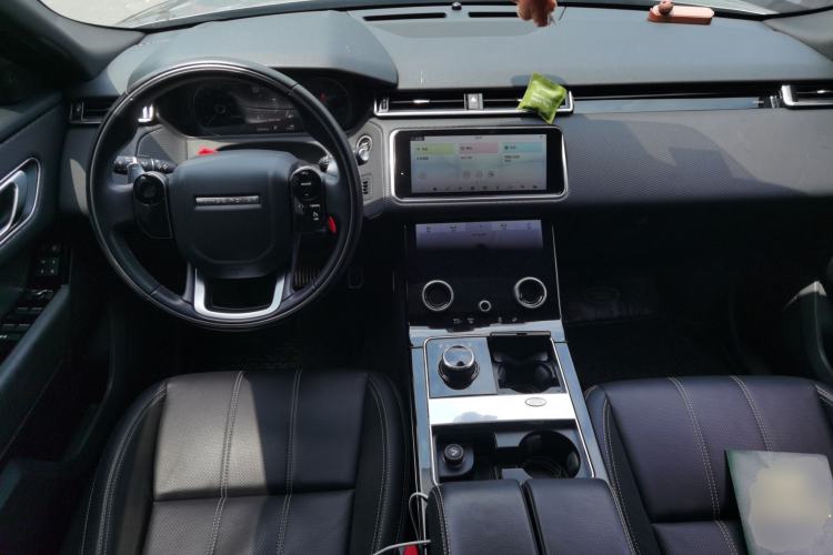 Used Land Rover Range Velar 2020 P340 R-DYNAMIC S Center Console