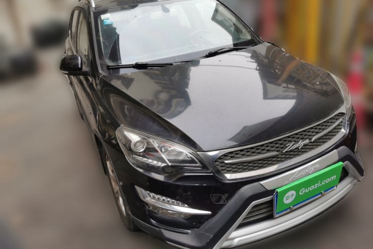 Used Zotye Domy X5 2015 1.5T CVT ZhiXian Model China IV Standard
