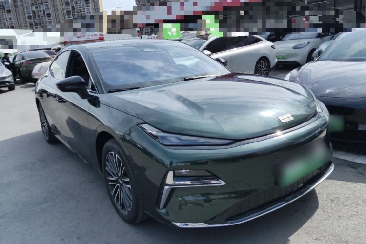 Used Geely Galaxy Galaxy 8 2025 130km EM-i Deluxe Edition
