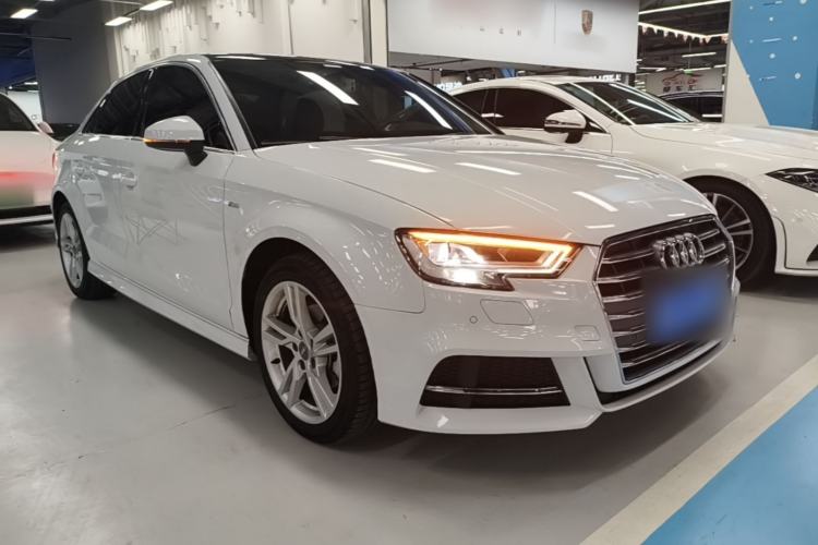 Used Audi A3 2020 Limousine 35 TFSI Fashion Edition China VI Emission Standard
