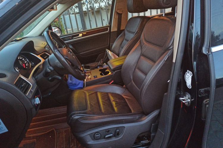 Used Volkswagen Touareg 2014 3.0 TSI New Edition