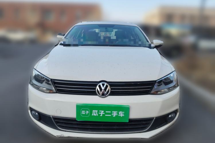 Used Volkswagen Sagitar 2014 1.6L Manual Comfort Model Front