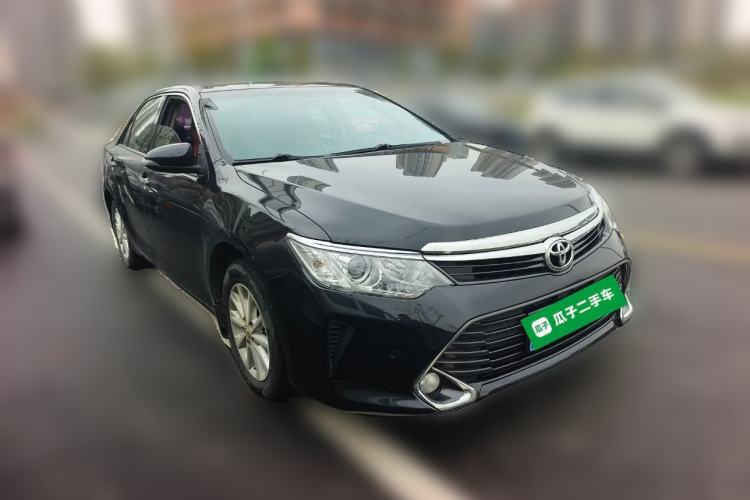 Used Toyota Camry 2016 2.0G 10th Anniversary Leading Edition
