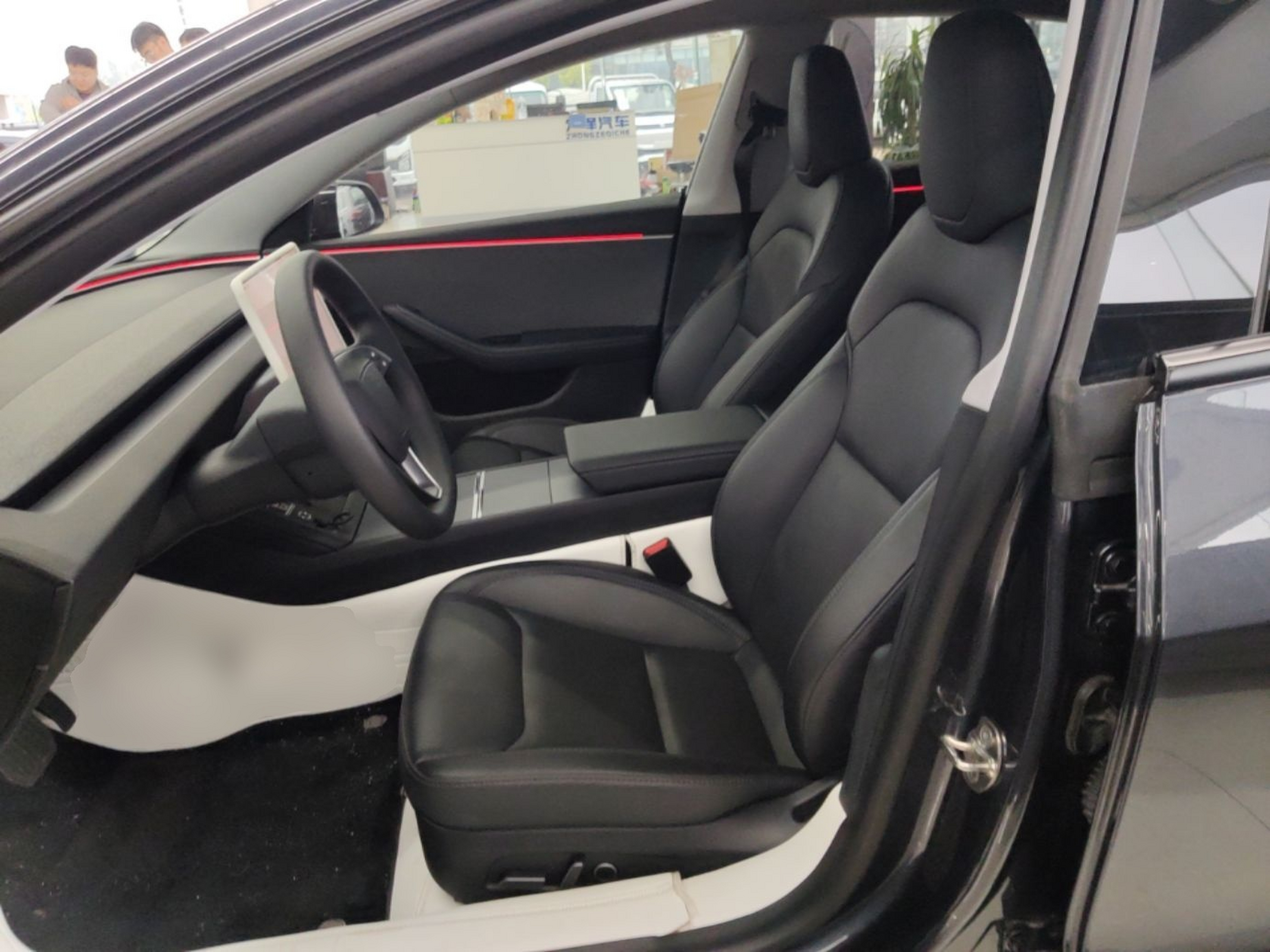 Interior delantero